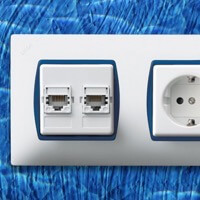 Блок на 3 поста: розетка компьютерная, Электрическая розетка, телефонная розетка Simon 27, Цвет: Синий