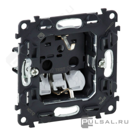 Розетка
Valena Life,  Valena Allure,  со шторками,  с заземлением,  одинарная,  безвинтовые клеммы,  753030,  7 530 30,  Legrand
 - PULSAL.RU