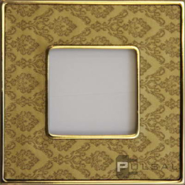 Рамка
Vintage Tapestry,  1 пост,   цвет - золото блестящее (bright gold), decorgold,  вертикальная,  горизонтальная,  металл,  ткань,  FD01321DGOB,  FEDE
 - PULSAL.RU